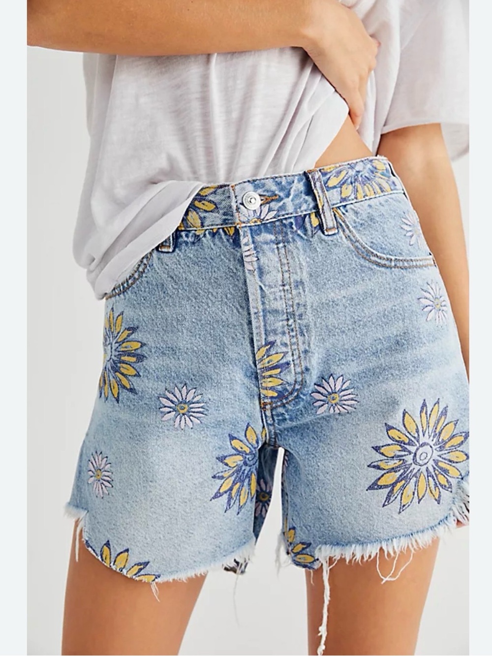 We the free Printed Baggy Tomboy Shorts size 27